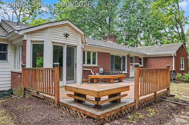 47040 Timberlane Street, Northville, MI 48167