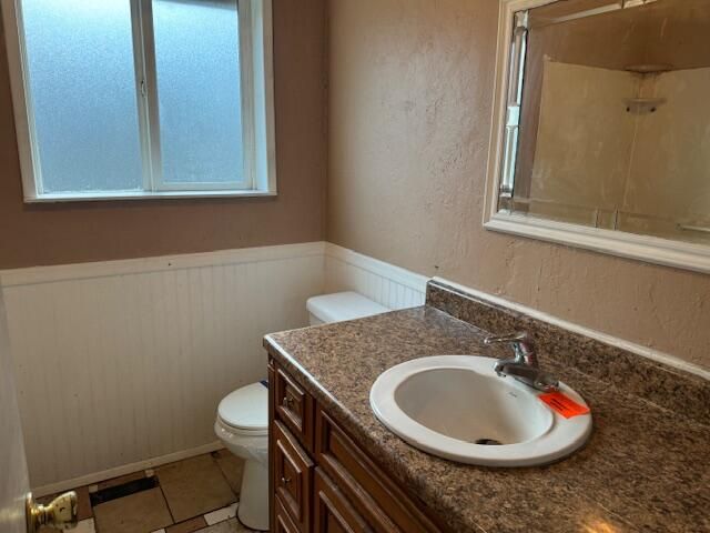 130 Sharon Drive, Phoenix, OR 97535