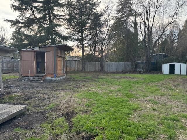 130 Sharon Drive, Phoenix, OR 97535