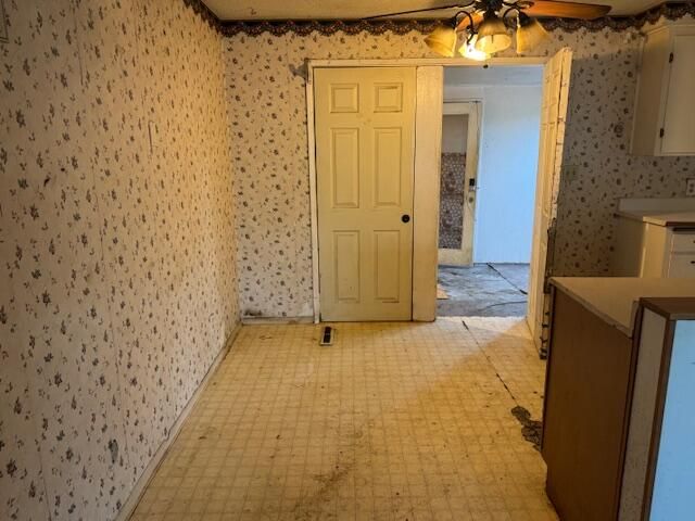 130 Sharon Drive, Phoenix, OR 97535