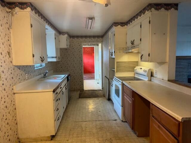 130 Sharon Drive, Phoenix, OR 97535