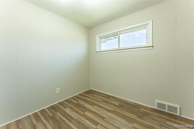 25184 Pattow Street, Roseville, MI 48066