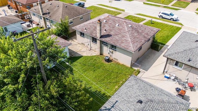 25184 Pattow Street, Roseville, MI 48066