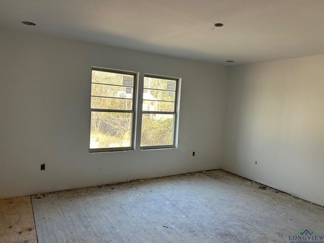 2929 University, Marshall, TX 75670