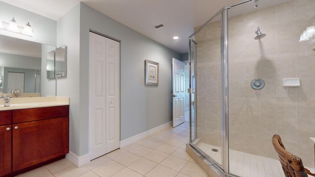 140 Warsteiner Way 402, Melbourne Beach, FL 32951