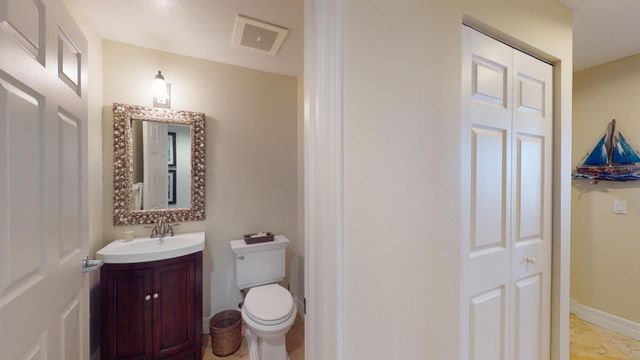 140 Warsteiner Way 402, Melbourne Beach, FL 32951