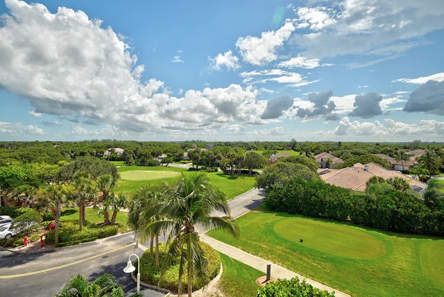 140 Warsteiner Way 402, Melbourne Beach, FL 32951