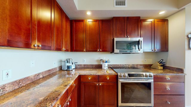 140 Warsteiner Way 402, Melbourne Beach, FL 32951