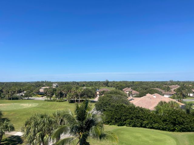 140 Warsteiner Way 402, Melbourne Beach, FL 32951