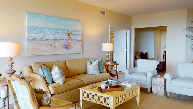 140 Warsteiner Way 402, Melbourne Beach, FL 32951