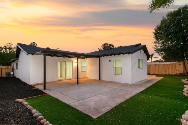 13751 Powers Rd, Poway, CA 92064