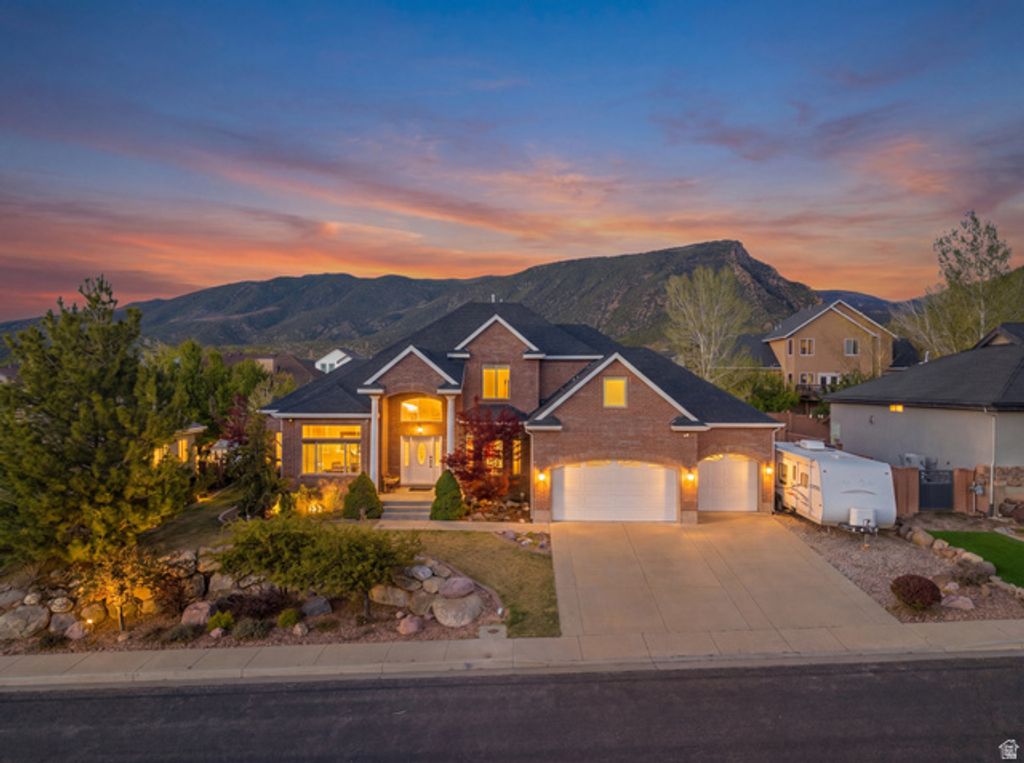 Image 1 of property listing at 2356 N 950 E, Cedar City, UT 84721