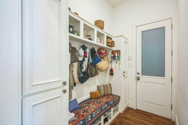 27 Johnathan Landing Ct Court, Spring, TX 77389