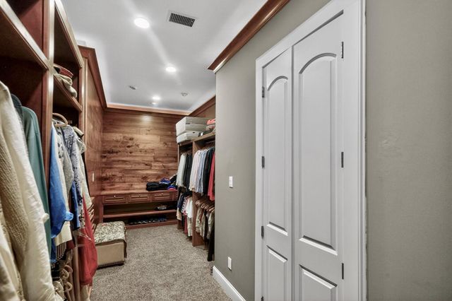 27 Johnathan Landing Ct Court, Spring, TX 77389