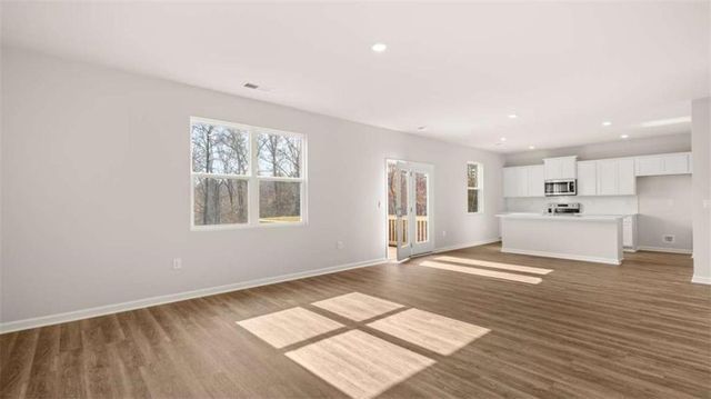 101 White Spruce Way, Newnan, GA 30265