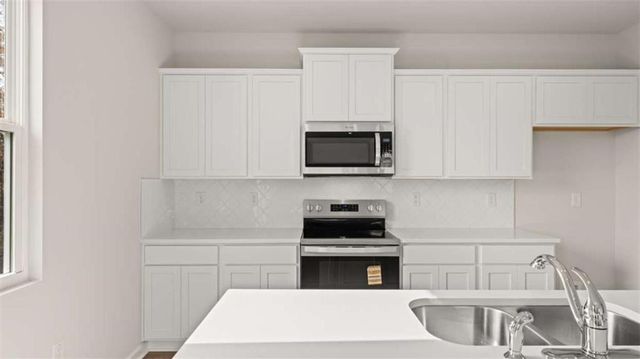 101 White Spruce Way, Newnan, GA 30265
