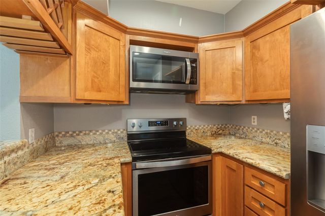 7312 Seawall Boulevard 208, Galveston, TX 77551