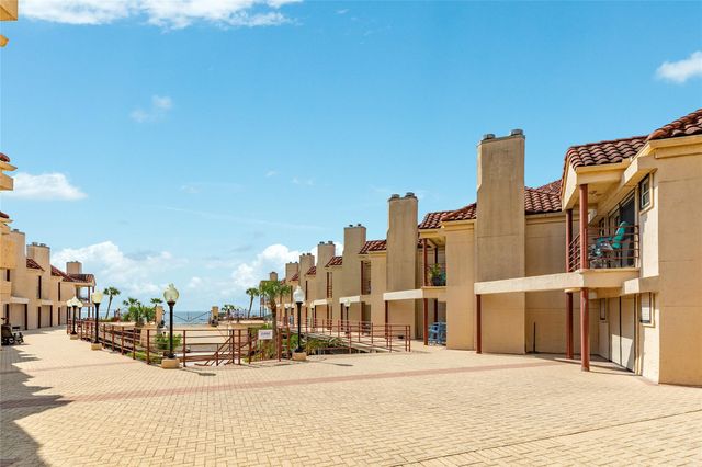 7312 Seawall Boulevard 208, Galveston, TX 77551