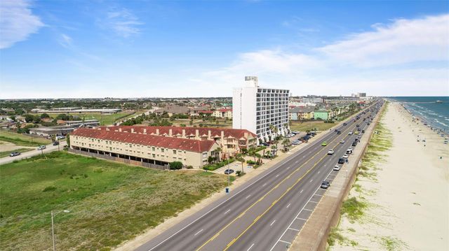 7312 Seawall Boulevard 208, Galveston, TX 77551