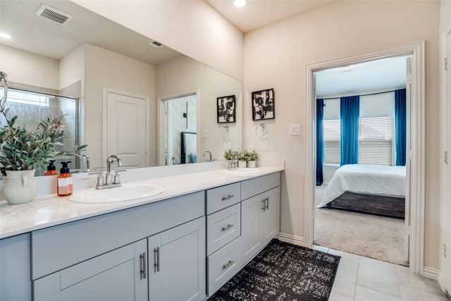 2401 Linto Street, Fort Worth, TX 76179