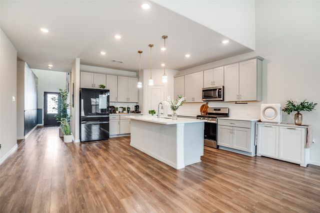 2401 Linto Street, Fort Worth, TX 76179