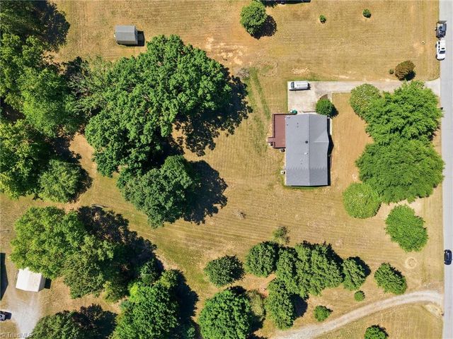 161 Lawrence Road, Stokesdale, NC 27357