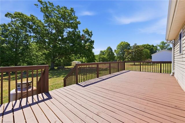 161 Lawrence Road, Stokesdale, NC 27357