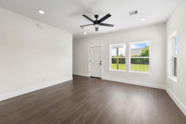 3708 Avenue S Street W, Santa Fe, TX 77510