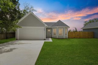 3708 Avenue S Street W, Santa Fe, TX 77510