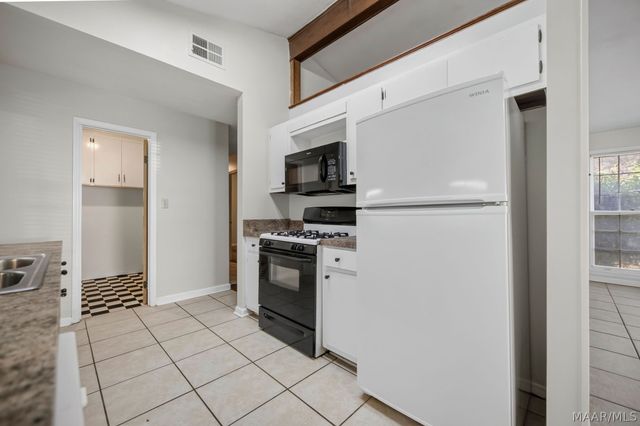 4351 EASTMONT Drive, Montgomery, AL 36109