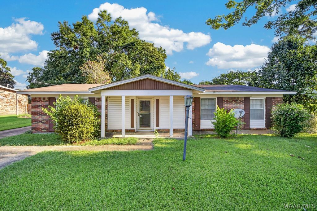 4351 EASTMONT Drive, Montgomery, AL 36109