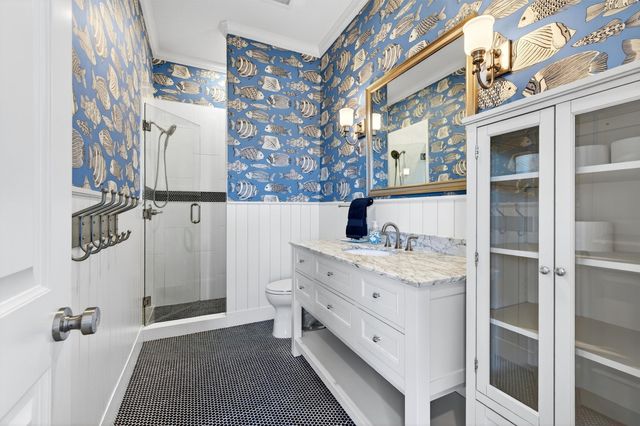 600 Kiowa Drive E, Lake Kiowa, TX 76240