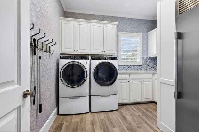 600 Kiowa Drive E, Lake Kiowa, TX 76240