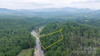 000 Vaughn Road, Spruce Pine, NC 28777