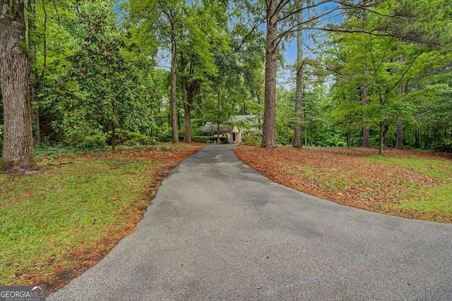 5270 Story Road, Powder Springs, GA 30127