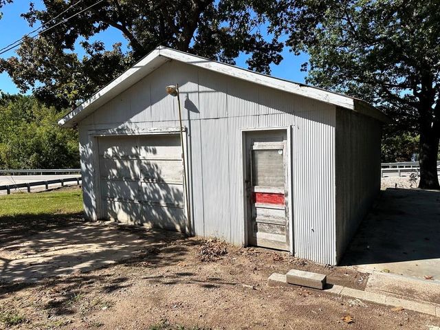 2585 Sugar Maple Street, Osceola, MO 64776