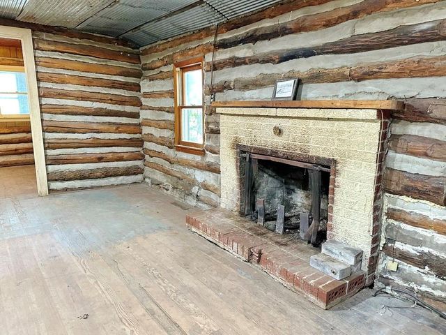 2585 Sugar Maple Street, Osceola, MO 64776