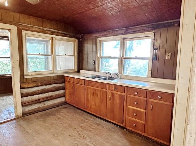 2585 Sugar Maple Street, Osceola, MO 64776