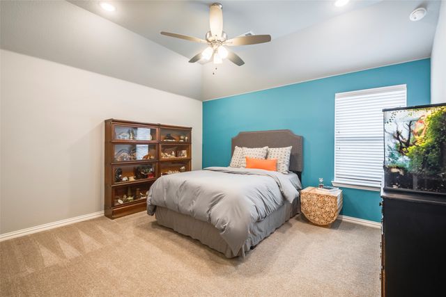 13845 Marys Ridge Road, Fort Worth, TX 76008