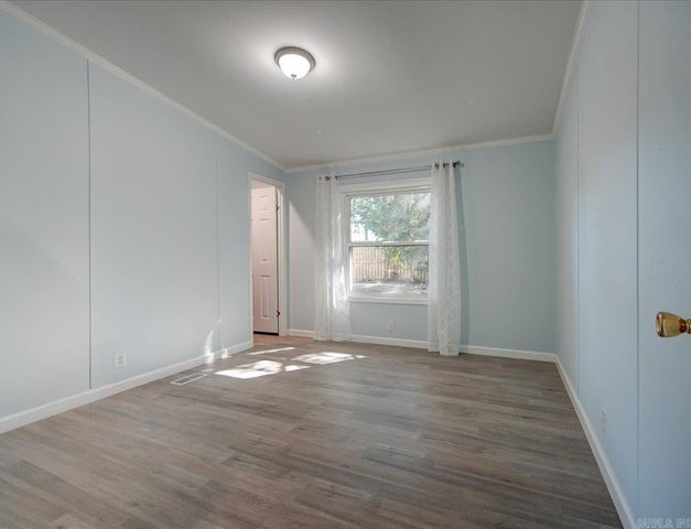 231 Century Cir Circle, Hot Springs, AR 71913