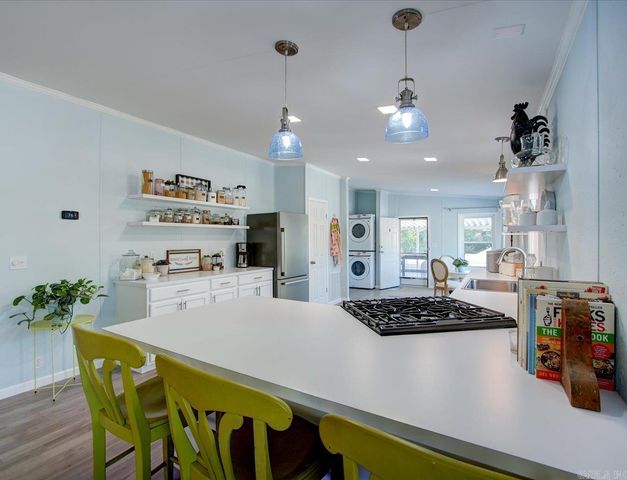 231 Century Cir Circle, Hot Springs, AR 71913