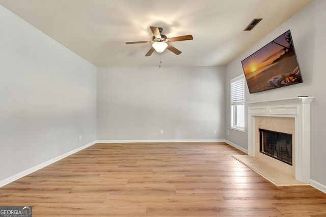 201 Fox Hall Crossing E, Senoia, GA 30276