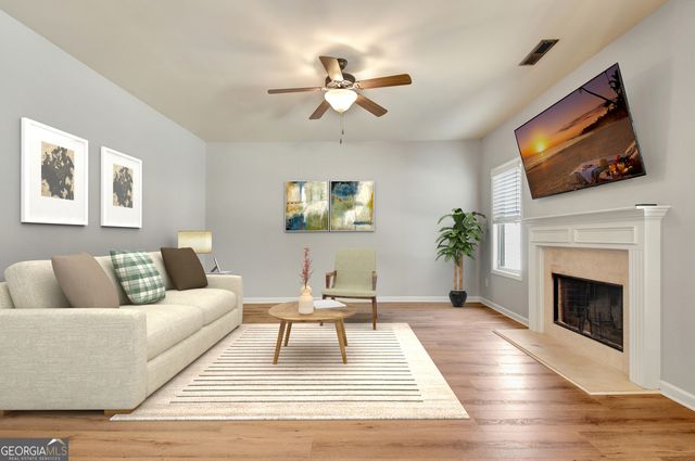 201 Fox Hall Crossing E, Senoia, GA 30276