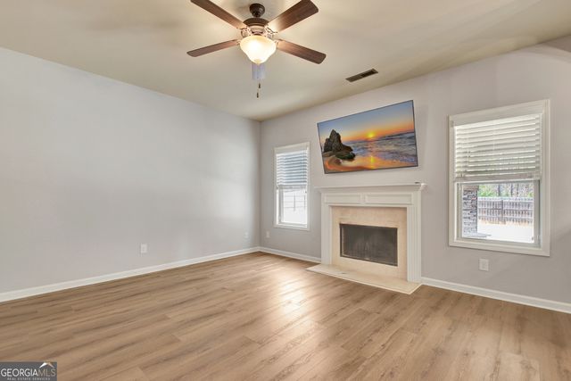 201 Fox Hall Crossing E, Senoia, GA 30276