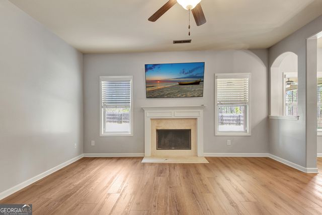 201 Fox Hall Crossing E, Senoia, GA 30276