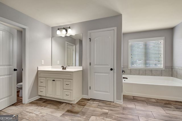 201 Fox Hall Crossing E, Senoia, GA 30276