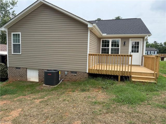 2403 Friends Avenue, High Point, NC 27263