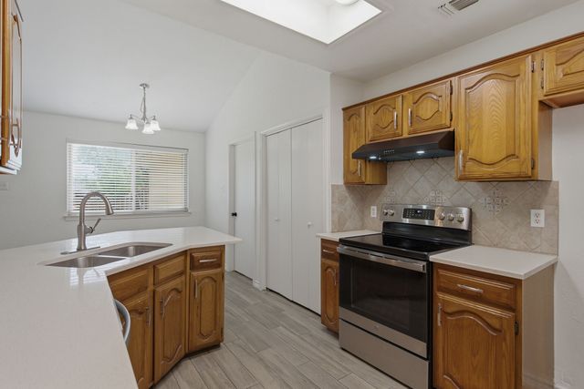 1830 Tiburon Bend, Lewisville, TX 75067