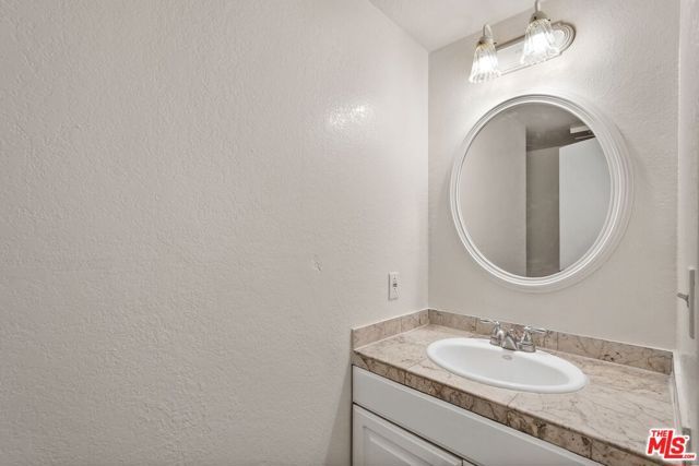 3245 Altura Avenue 8, Glendale, CA 91214