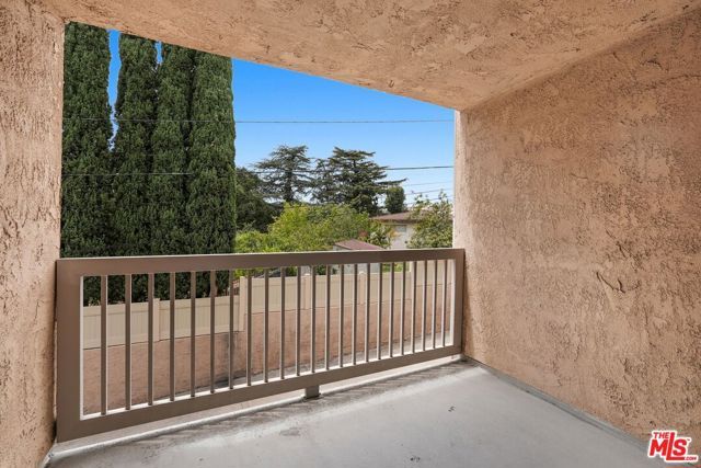 3245 Altura Avenue 8, Glendale, CA 91214